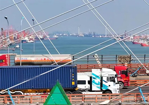 De haven van Tianjin voltooit voor het eerst het waterstofenergietransport van geïmporteerde containersojabonen