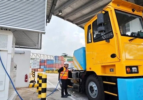 De eerste complete set waterstoftankstationapparatuur werd officieel in gebruik genomen