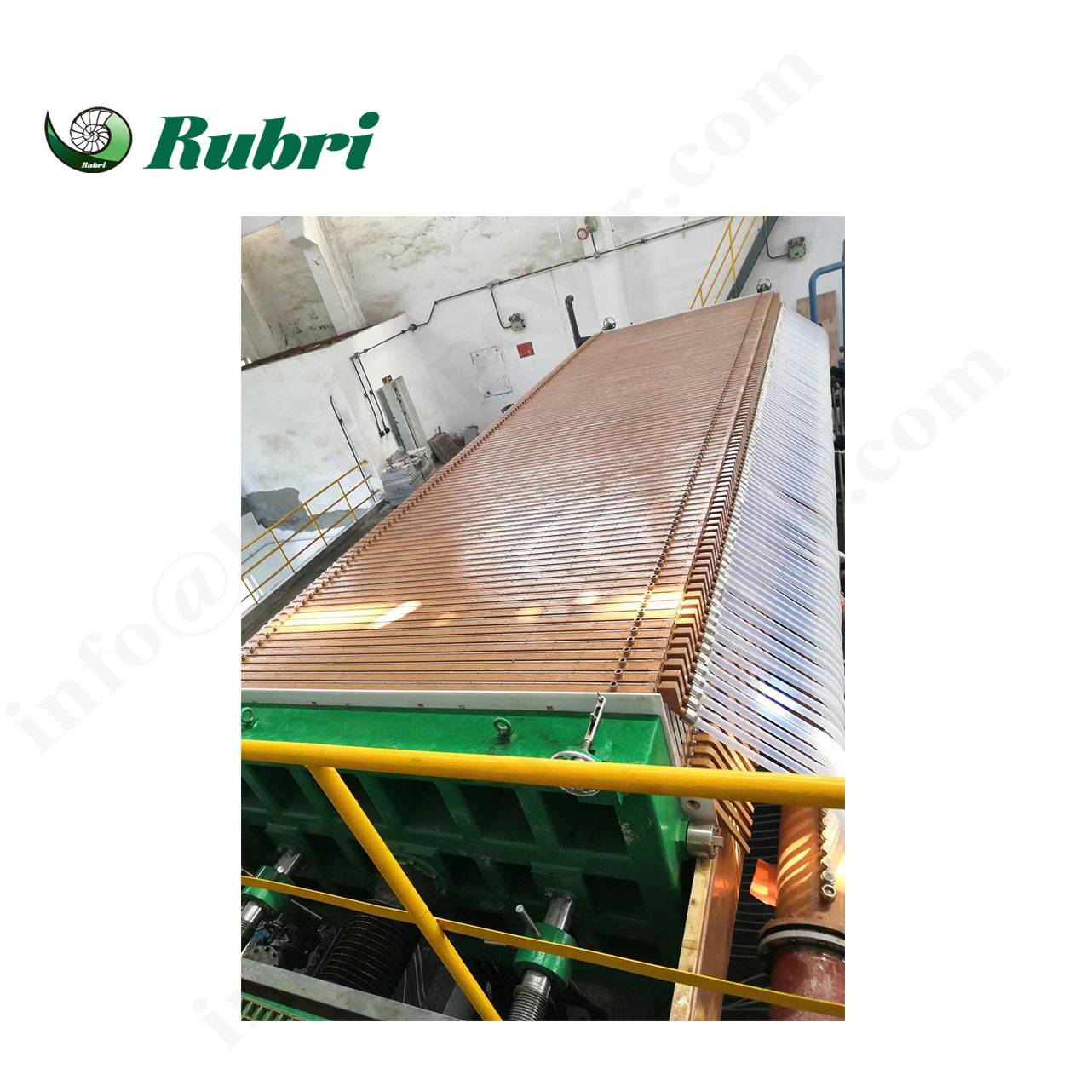 What are the Differences between Chlor-alkali Electrolysis and Alkaline Water Electrolysis  for Hydrogen Production?